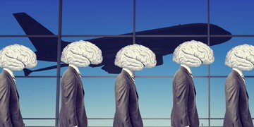 فرار مغزها از ایتالیا