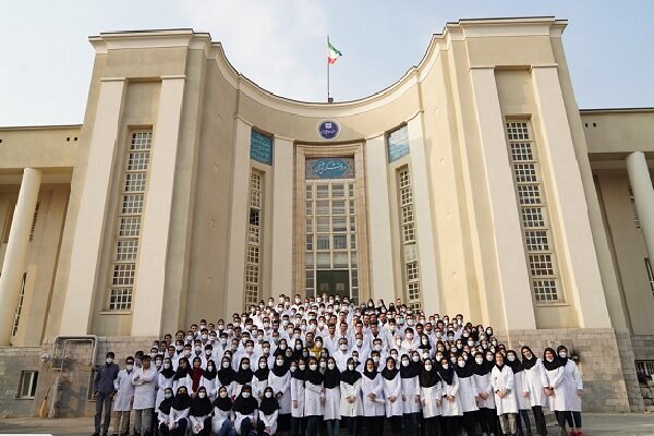 فرصت جذب دانشجویان هندی در رشته کارشناسی پزشکی (MBBS) توسط دانشگاه‌های علوم پزشکی در ایران