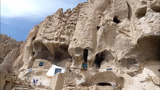 مناطق مرکزی افغانستان در روایت‌های شاهنامه