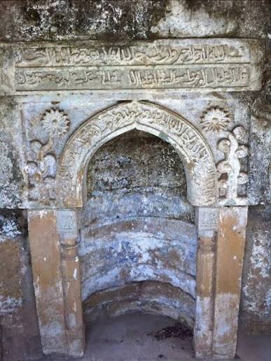 مسجد باروادا (جونی مسجد)، یادگاری از نخستین پیوندهای اسلام و سواحل غربی هند