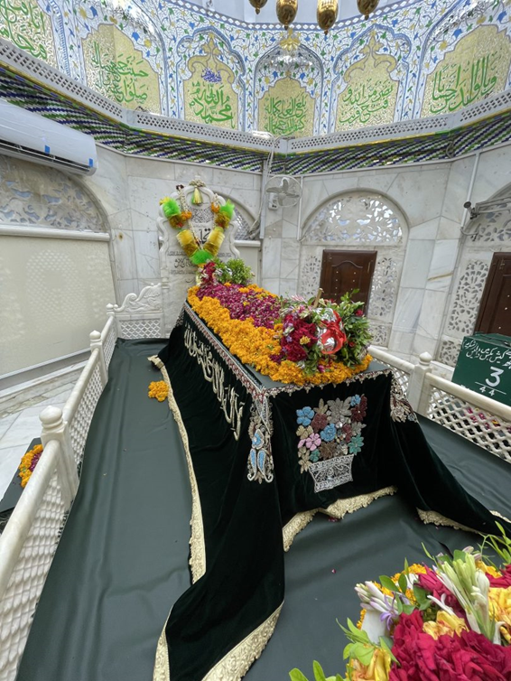 داتا گنج‌بخش و کشف‌المحجوب؛ شاهکار ادبیات صوفیانه فارسی