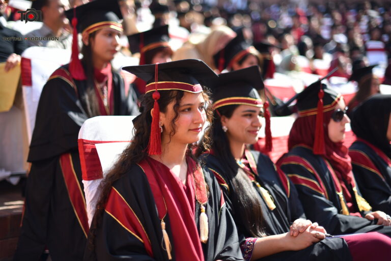 پاکستان؛ بازخوانی تجربه نهادهای آموزشی زنان در تحول فرهنگی و اجتماعی جامعه